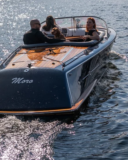 Boat journey for a couple on Windermere