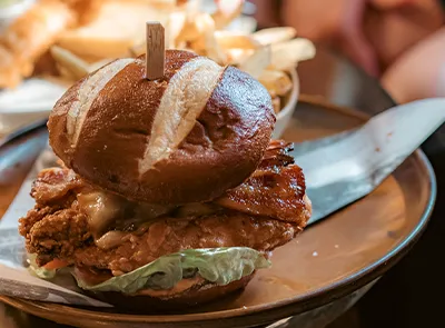 Early Dining – Pick a Perk